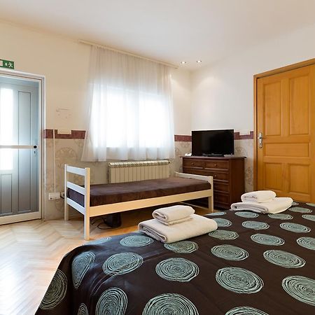 Dolce Vita Luxury Suites Belgrado Exterior foto