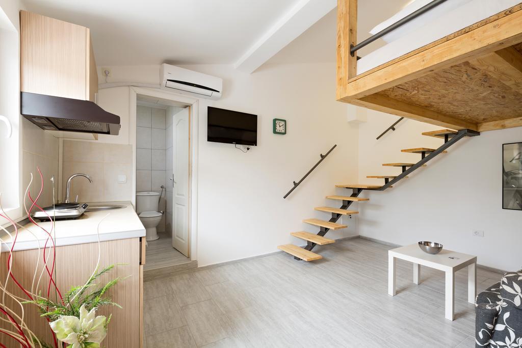 Dolce Vita Luxury Suites Belgrado Exterior foto